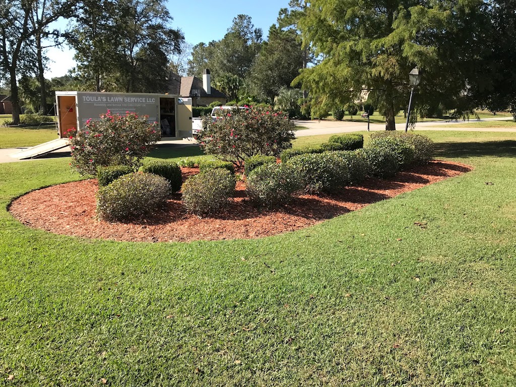 Toulas Lawn Service LLC | 125 Manor Dr, Ponchatoula, LA 70454, USA | Phone: (504) 259-5171