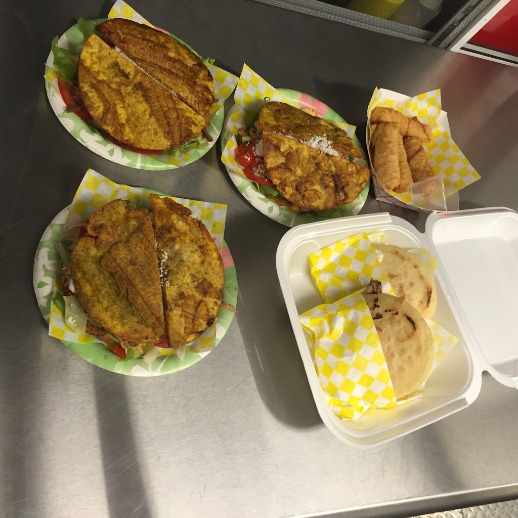 The Corner Venezuelan Food | 10880 Star Rd, Raleigh, NC 27614, USA | Phone: (919) 539-6780