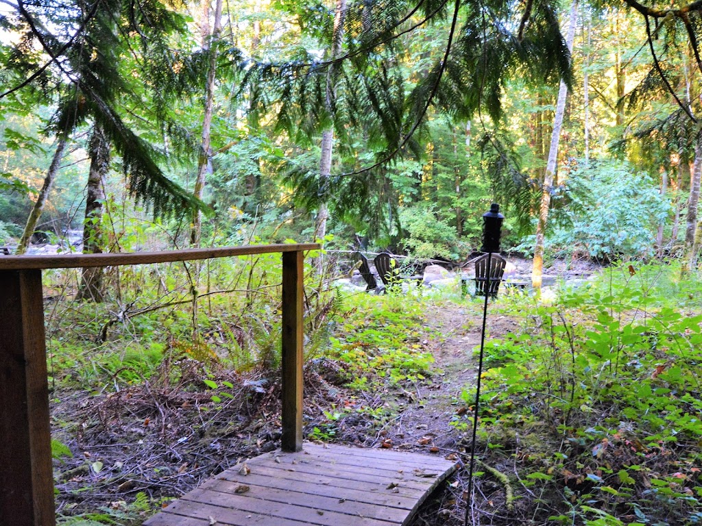 North Bend Escapes Rivers Edge Retreat | 5600 329th Ave SE, Fall City, WA 98024, USA | Phone: (206) 486-0731