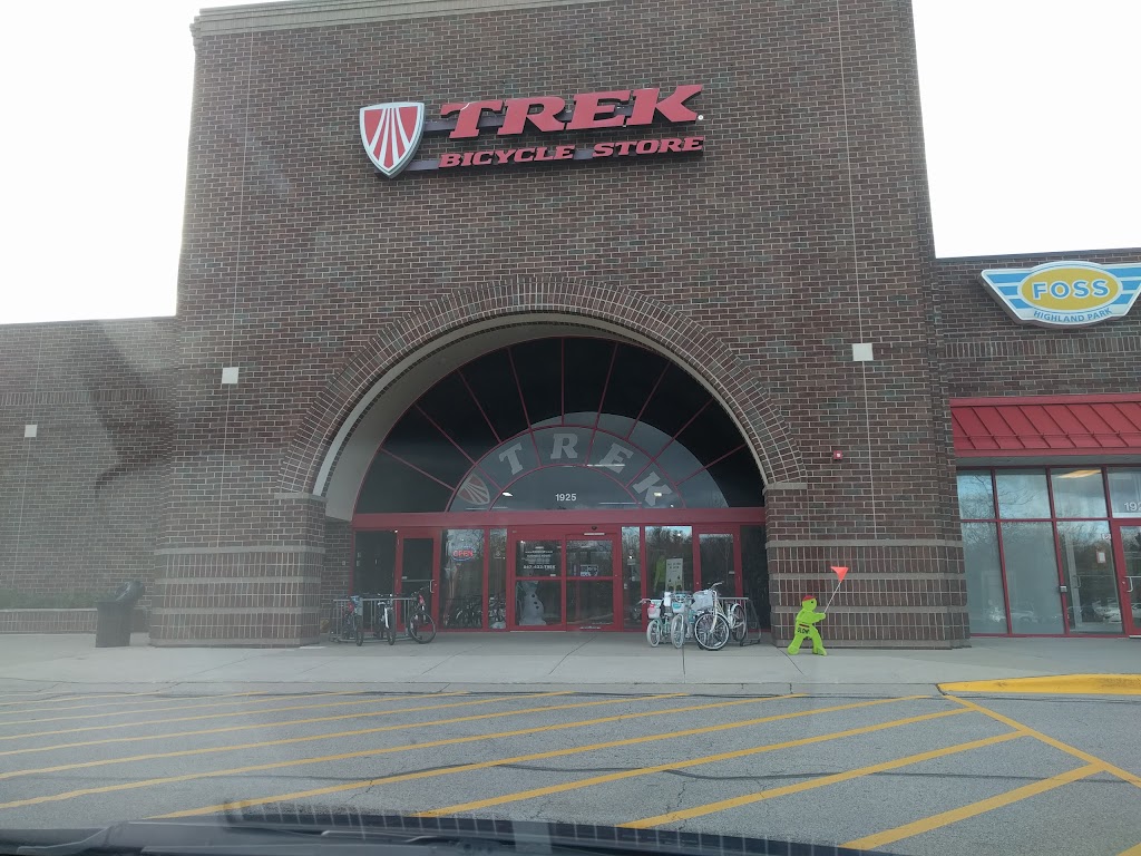 Trek Bicycle Store of Highland Park | 1925 Skokie Valley Rd, Highland Park, IL 60035 | Phone: (847) 433-8735