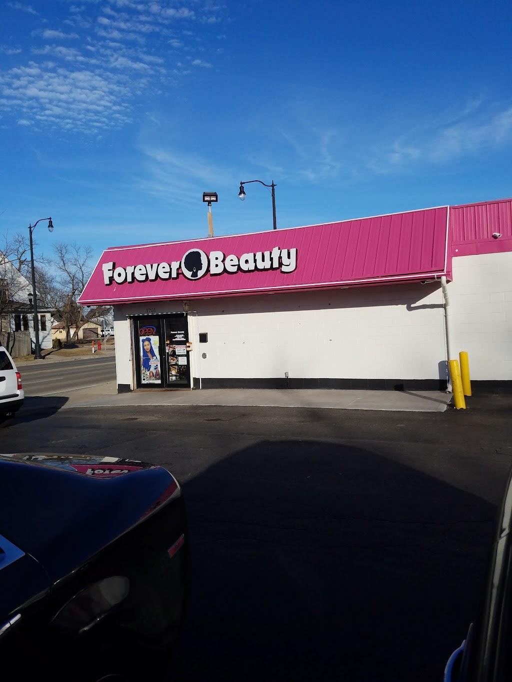 Forever Beauty Supply | 1701 Martin Luther King Jr Dr, North Chicago, IL 60064, USA | Phone: (224) 381-7155