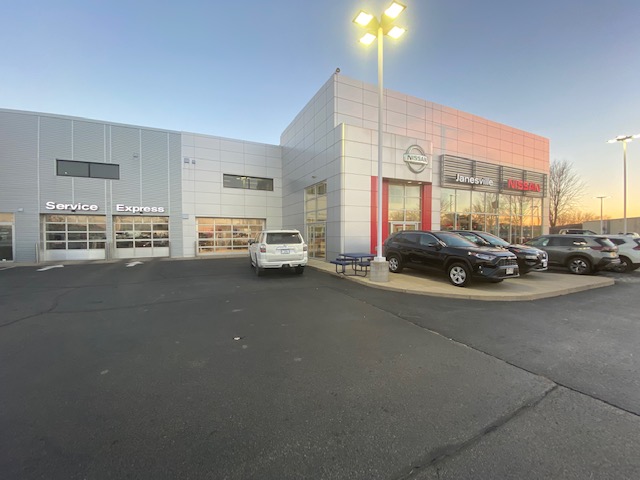 Janesville Nissan | 2627 Morse St, Janesville, WI 53545, USA | Phone: (608) 314-0808