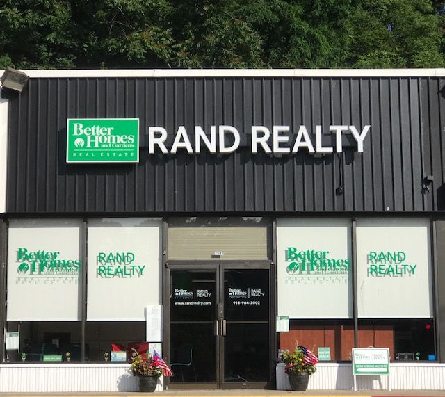 Howard Hanna Rand Realty Yonkers | 2235 Central Park Ave, Yonkers, NY 10710, USA | Phone: (914) 964-2002