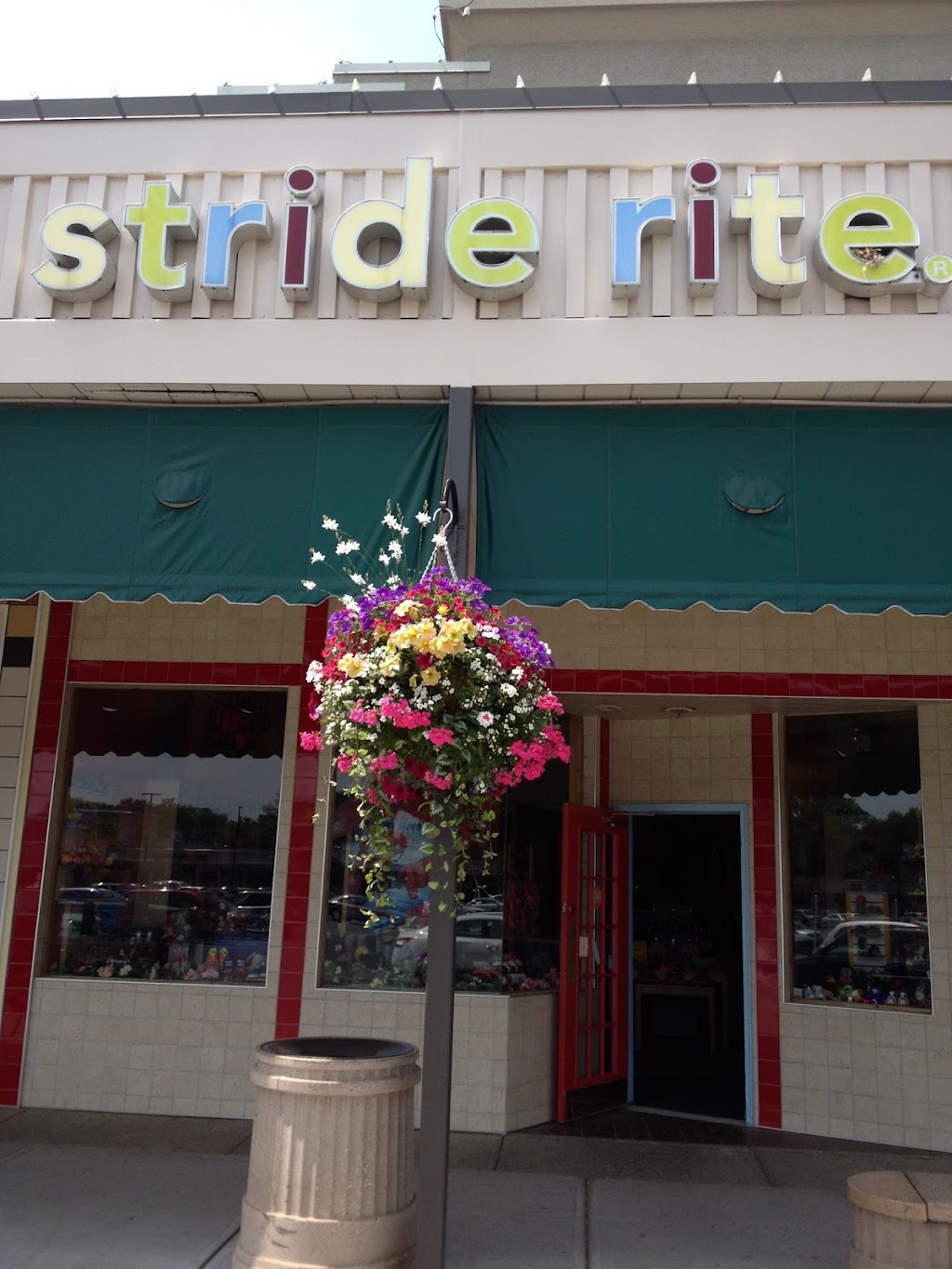 Stride Rite | 1475 Western Ave Suite 47, Albany, NY 12203, USA | Phone: (518) 438-3668