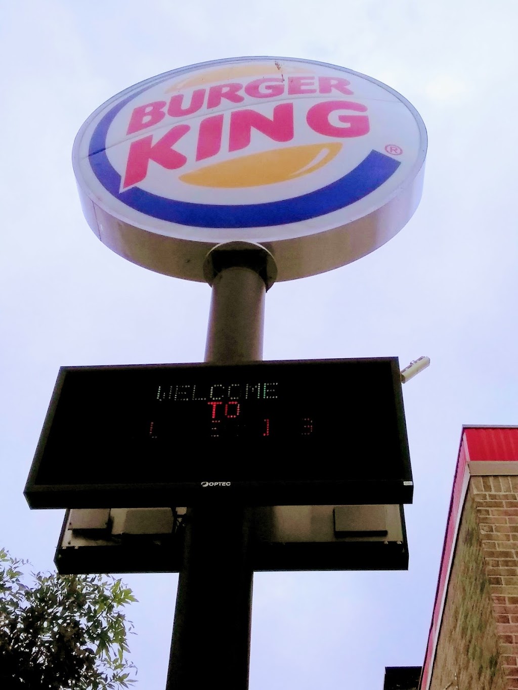 Burger King | 2525 W Airport Fwy, Irving, TX 75062, USA | Phone: (972) 255-6904