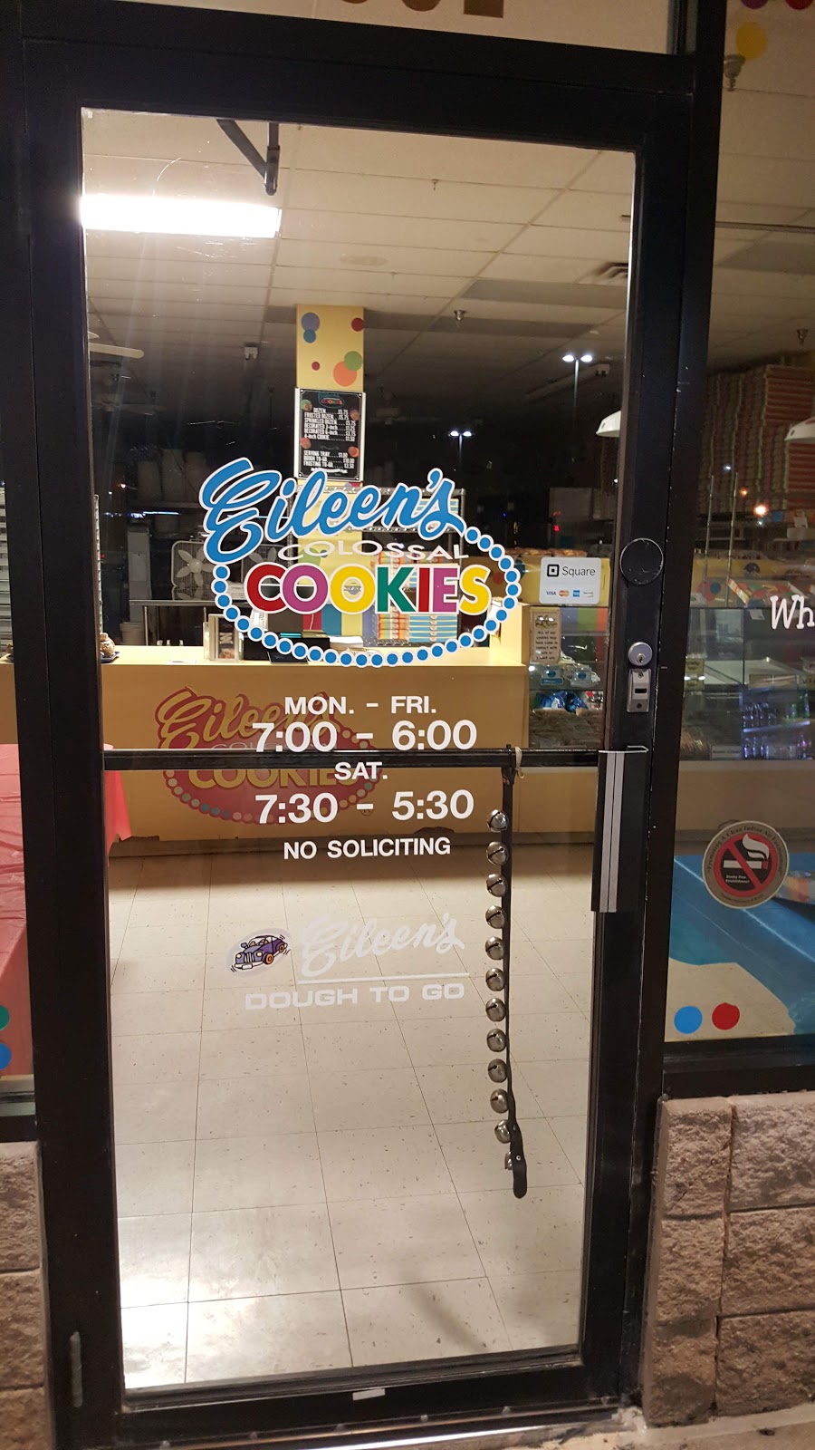 Eileens Colossal Cookies | 14532 W Center Rd, Omaha, NE 68144 | Phone: (402) 697-5155