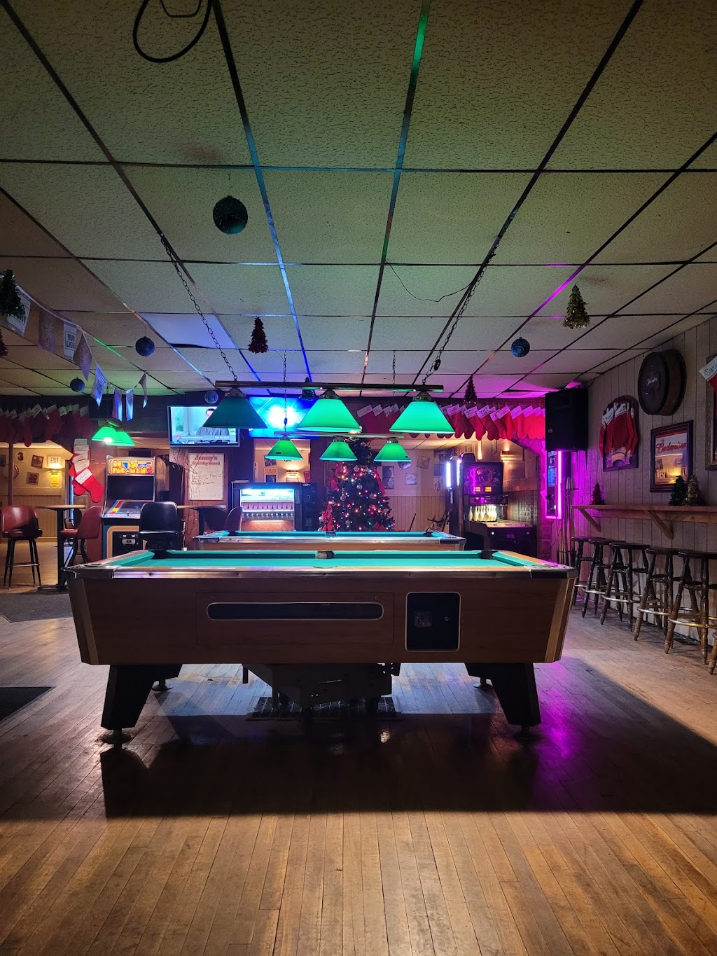 Mustang Sally’s | 2443 Eldersville Rd, Follansbee, WV 26037, USA | Phone: (304) 527-4600