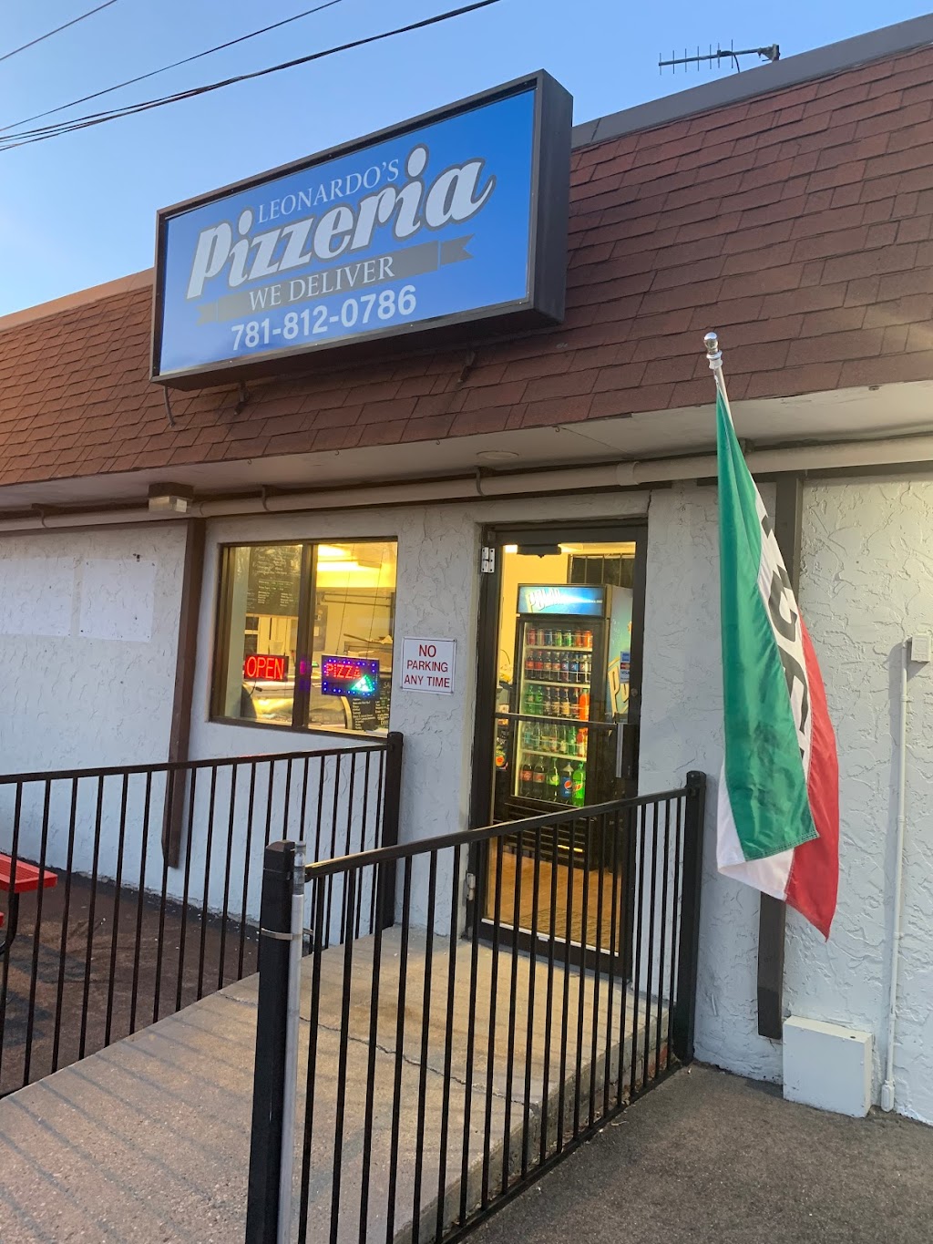 Leonardos Pizzeria | 407a Middle St, Weymouth, MA 02189, USA | Phone: (781) 817-3458