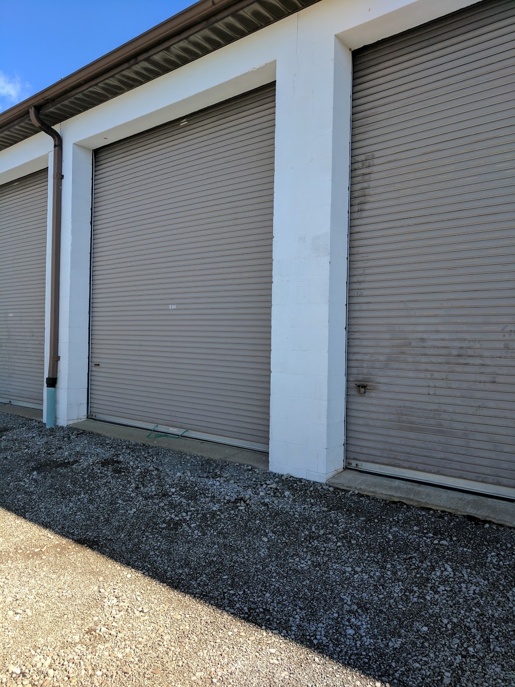 Airport Self Storage | 55 Economy Grade Rd, Coraopolis, PA 15108, USA | Phone: (412) 264-2002