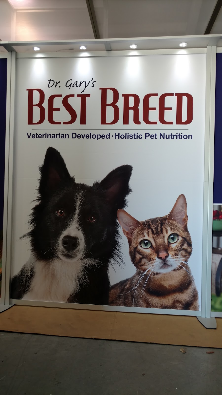 Dr. Garys Best Breed Holistic Pet Foods | 2000 Fostoria Ave, Findlay, OH 45840, USA | Phone: (419) 427-2300