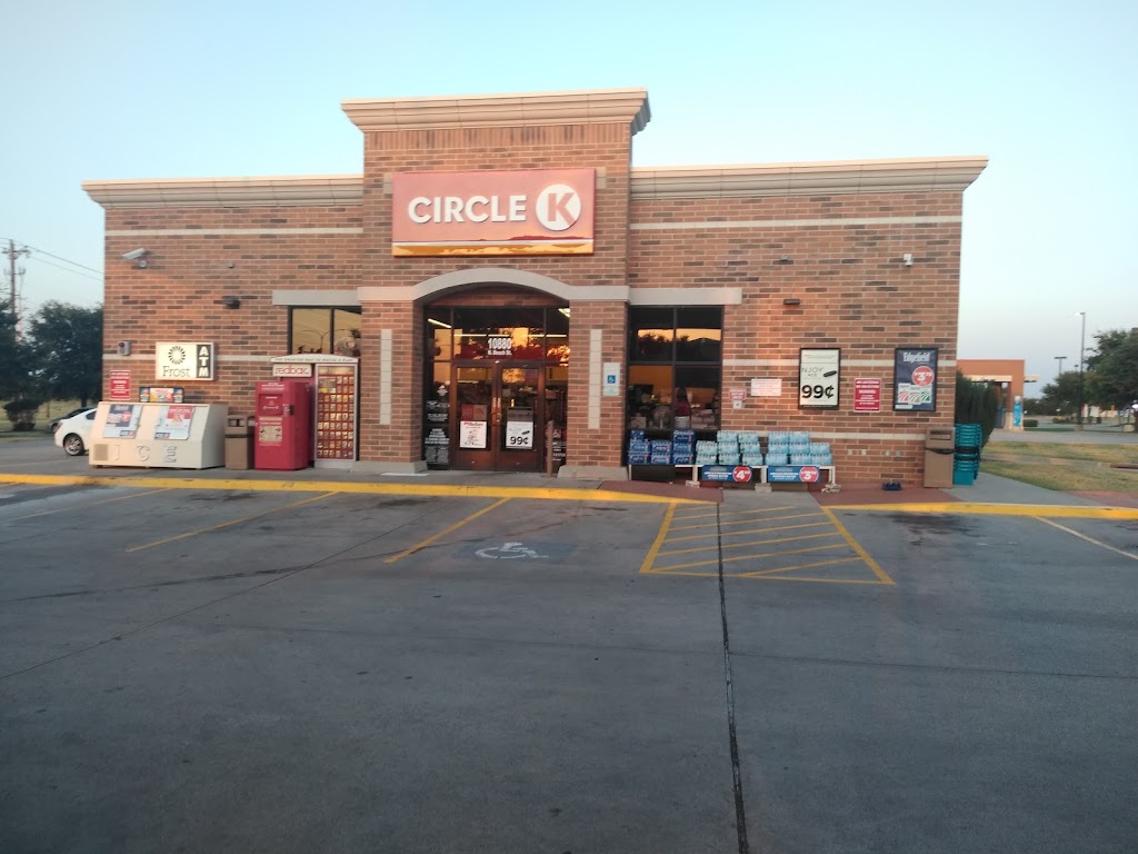 Circle K/Valero | 10880 N Beach St, Keller, TX 76244, USA | Phone: (817) 431-9323