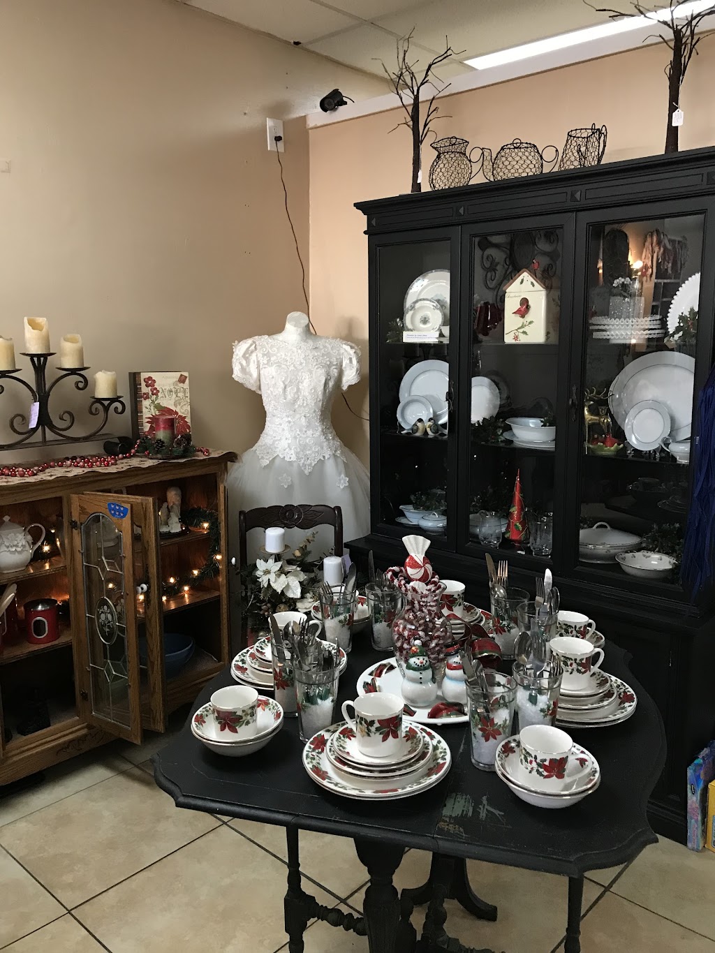 Aunt Edna’s Treasures LLC | 8774 Dallas Acworth Hwy, Dallas, GA 30132 | Phone: (770) 733-5573