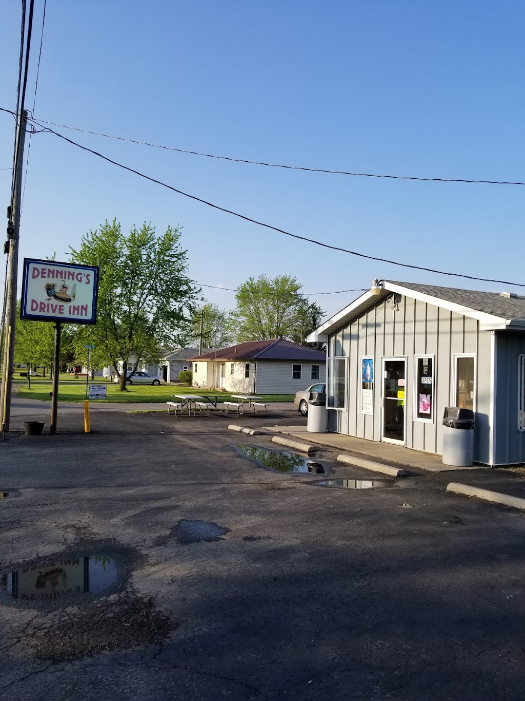 Dennings Drive Inn | 604 N Main St, Payne, OH 45880, USA | Phone: (419) 263-2662