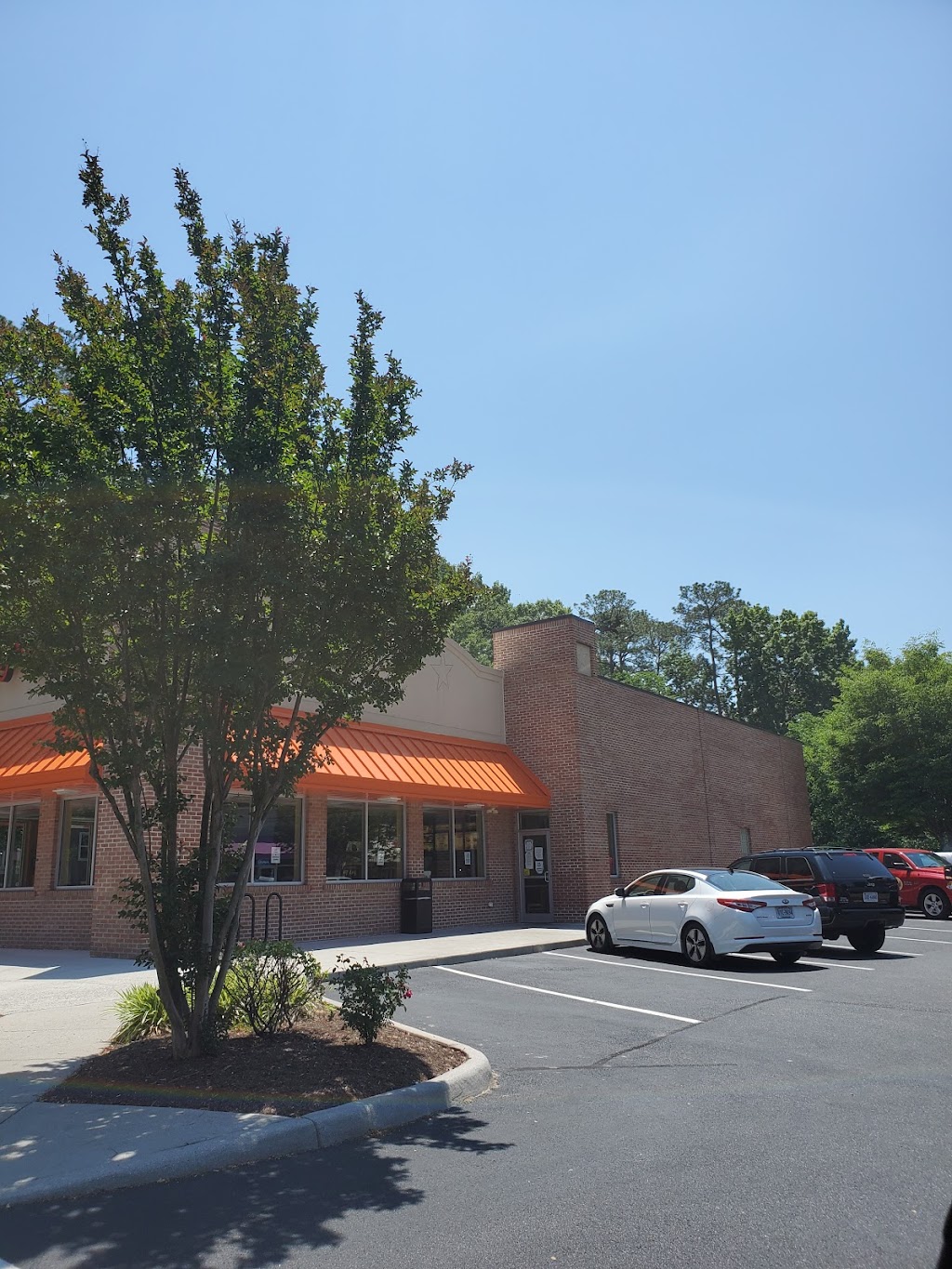 Bojangles | 3351 Commander Shepard Boulevard, Hampton, VA 23666, USA | Phone: (757) 325-8256