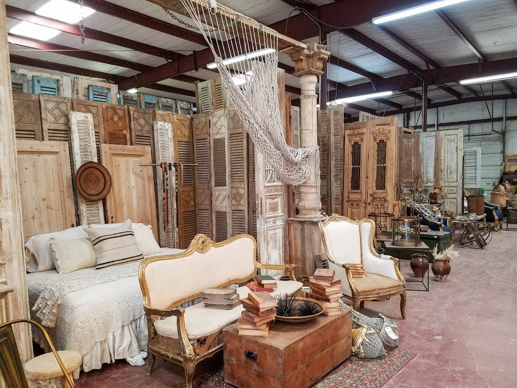 Antiques & Vintage Texas | 10470 W US Hwy 80, Forney, TX 75126, USA | Phone: (469) 441-7563