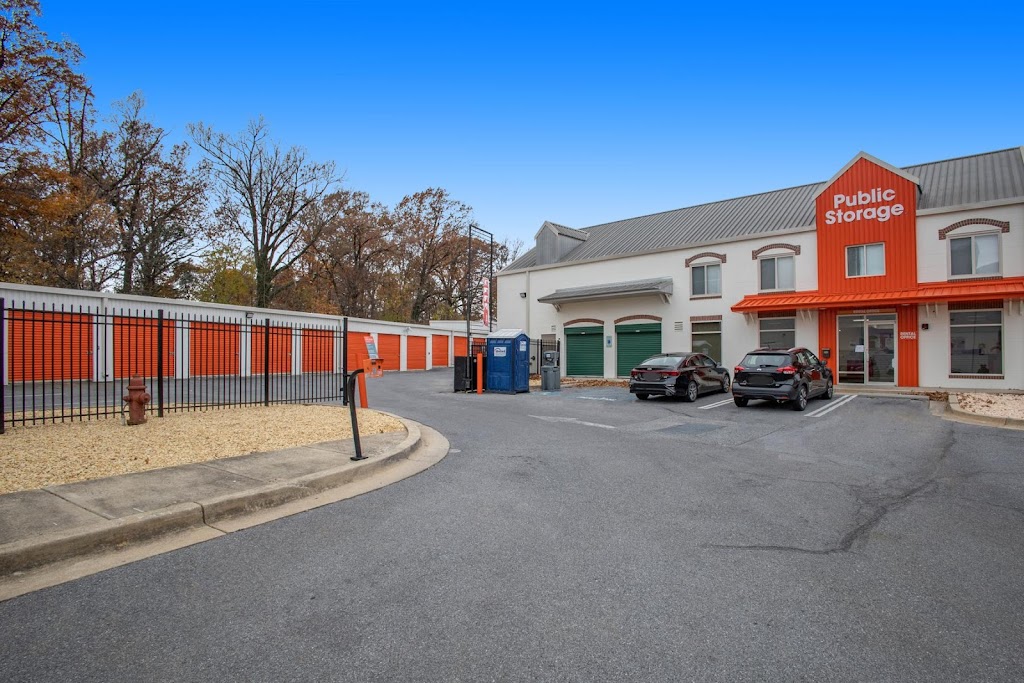 Public Storage | 501 E Diamond Ave, Gaithersburg, MD 20877, USA | Phone: (240) 552-6814