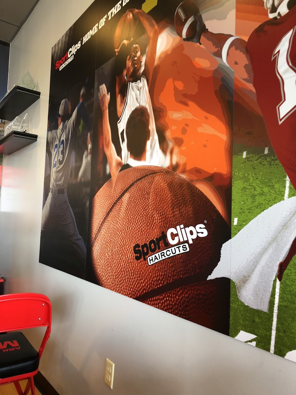 Sport Clips Haircuts of Stonebridge | 9005 US-64 Suite 102, Lakeland, TN 38002, USA | Phone: (901) 937-0728