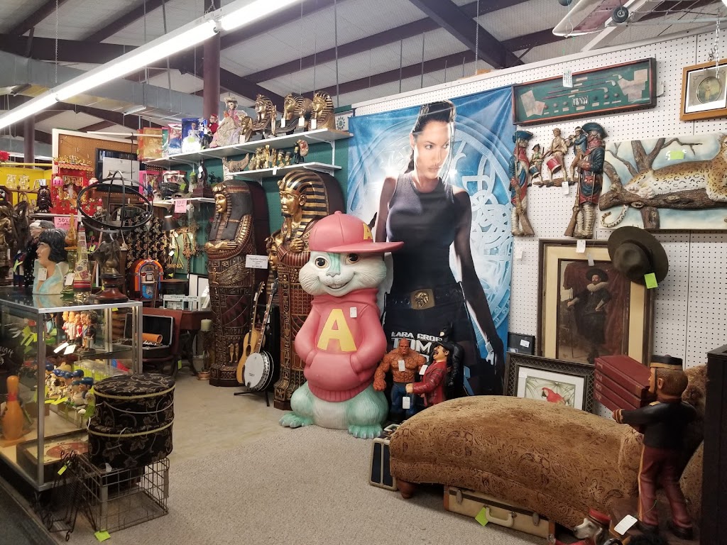 Burleson Antique Mall | 2395 SW Wilshire Blvd # A, Burleson, TX 76028, USA | Phone: (817) 295-7890