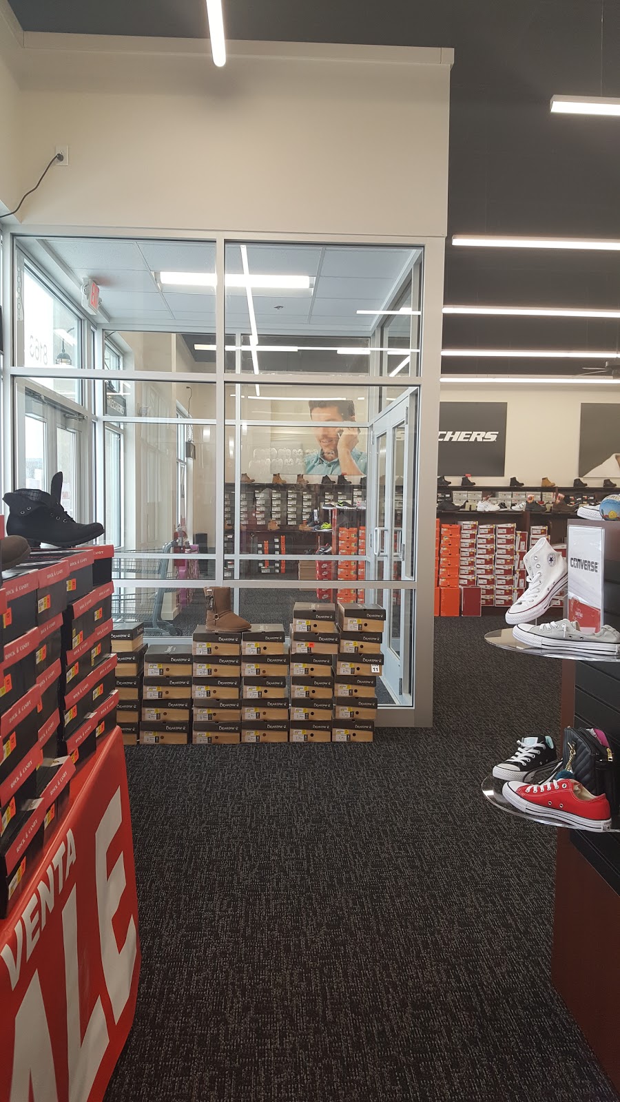 Shoe Dept. Encore | Shoppes At, 8163 E Broad St, Reynoldsburg, OH 43068, USA | Phone: (614) 577-9219