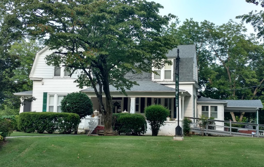 Go Getaway Bed And Breakfast™ | 126 Tipton St S, Munford, TN 38058, USA | Phone: (901) 609-0843