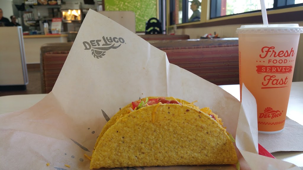 Del Taco | 1398 Foothill Blvd, La Verne, CA 91750, USA | Phone: (909) 596-9406