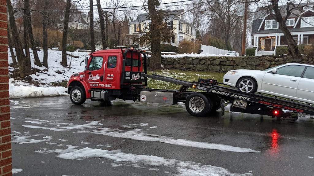 Lakeville Towing | 330 Candlewood Lake Rd, Brookfield, CT 06804, USA | Phone: (203) 942-1324