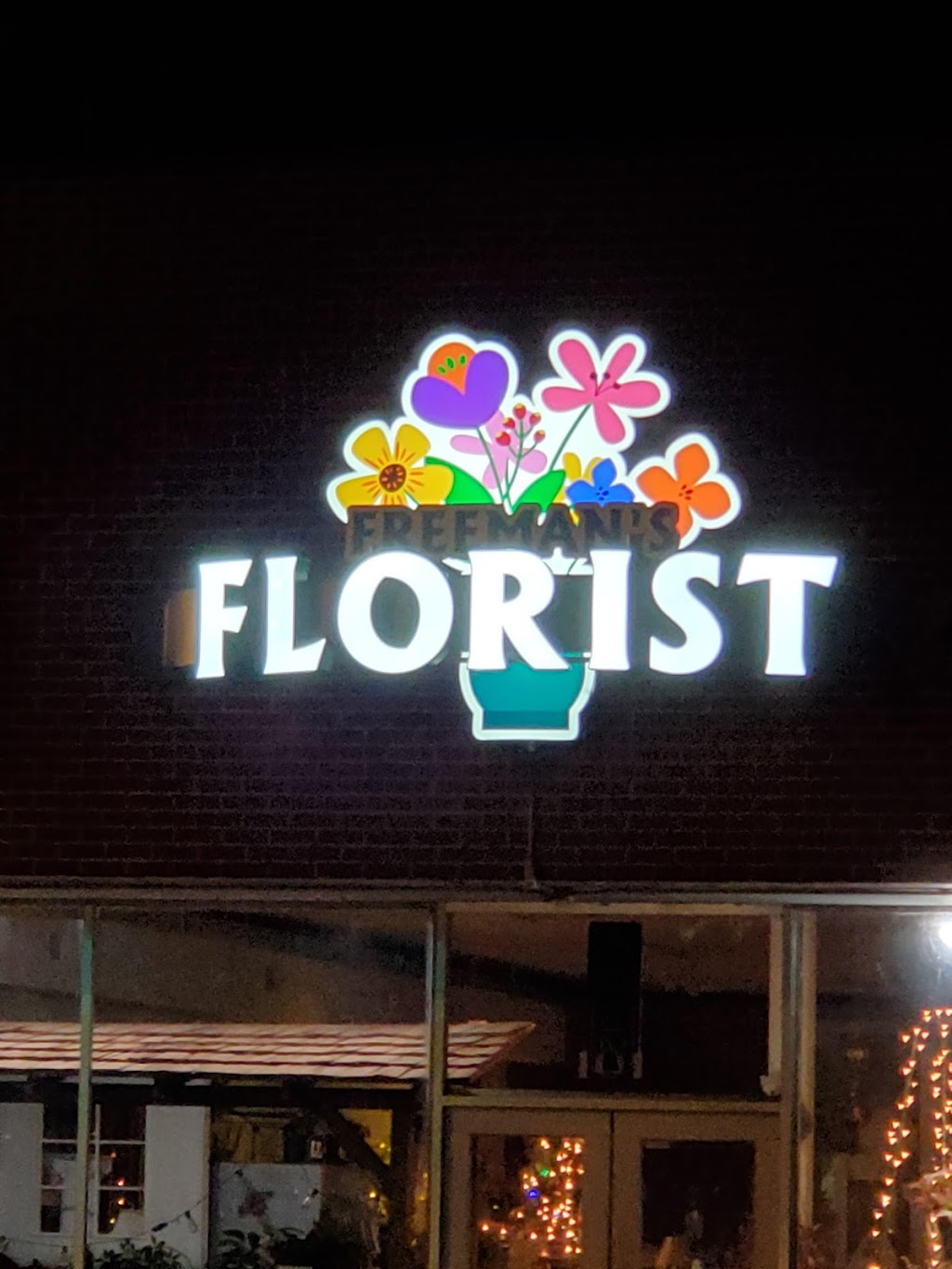 Freemans Florist & Gifts | 101 N Main St, Randleman, NC 27317, USA | Phone: (336) 498-7661