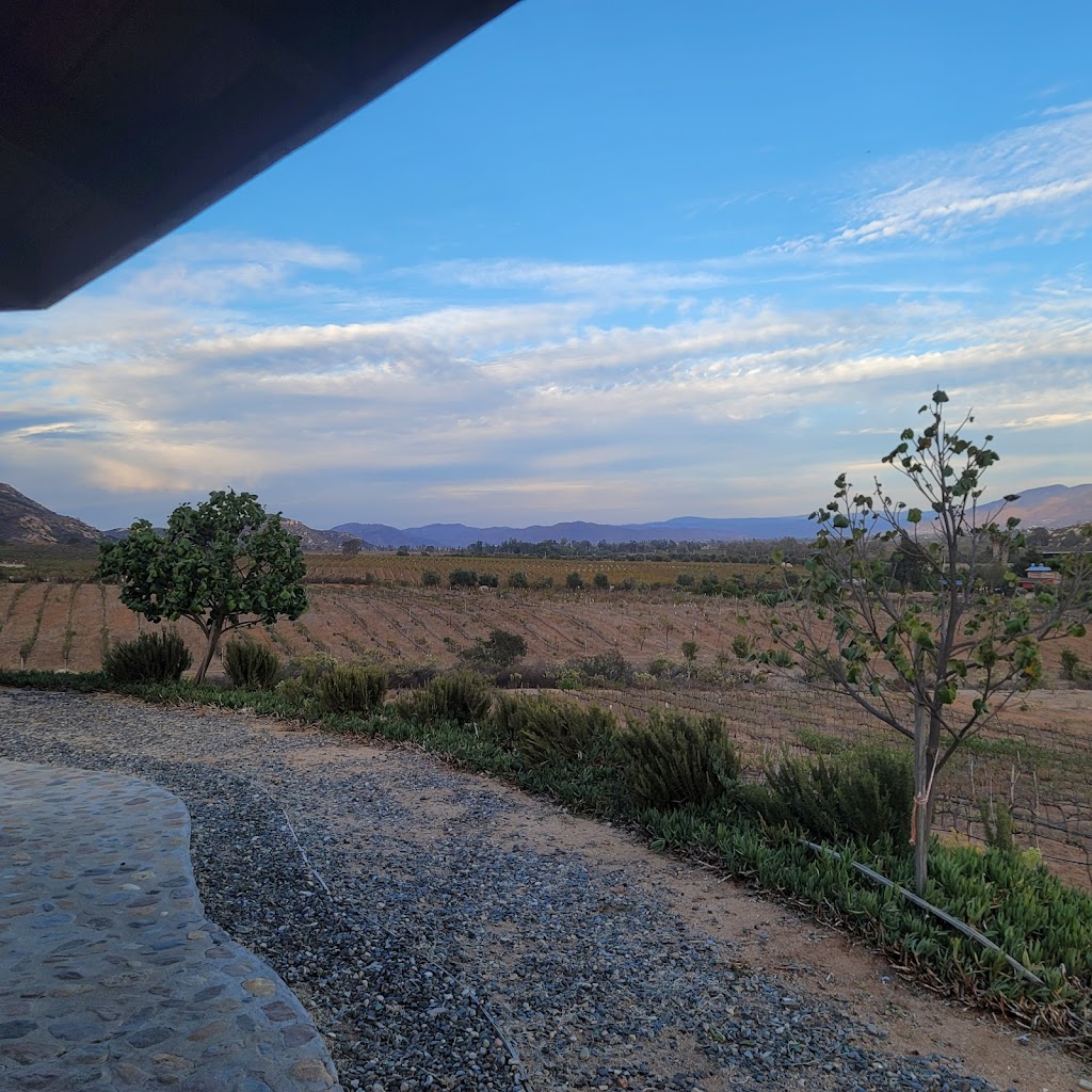 Cabañas Mora | 22755 Valle de Guadalupe, 22755 Ensenada, B.C., Mexico | Phone: 646 341 0763