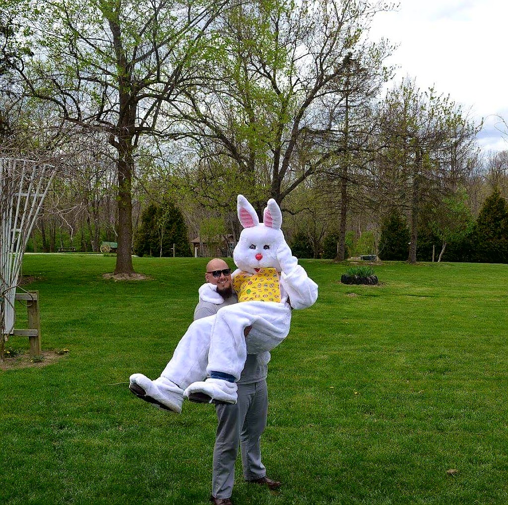 Line Shack Saloon and Cabin Rentals | 2432 OH-753, Washington Ct Hs, OH 43160, USA | Phone: (740) 335-6409