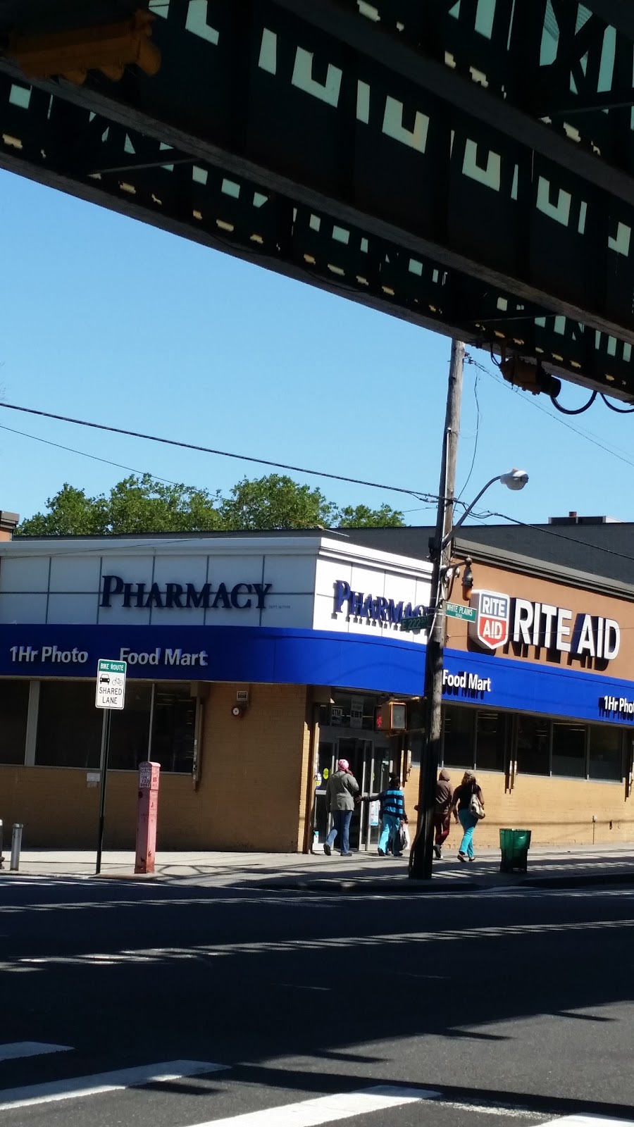 Walgreens | 3901 White Plains Rd, The Bronx, NY 10466, USA | Phone: (718) 652-7150