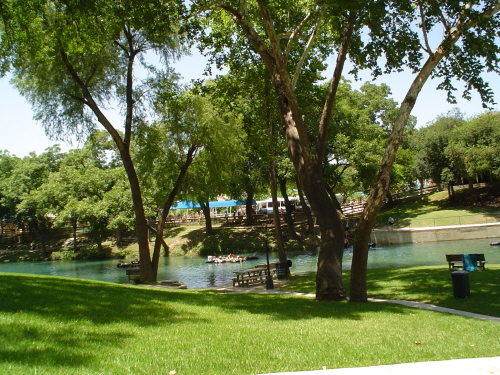 Texas River Condo | 333 S Gilbert Ave, New Braunfels, TX 78130, USA | Phone: (832) 661-3353