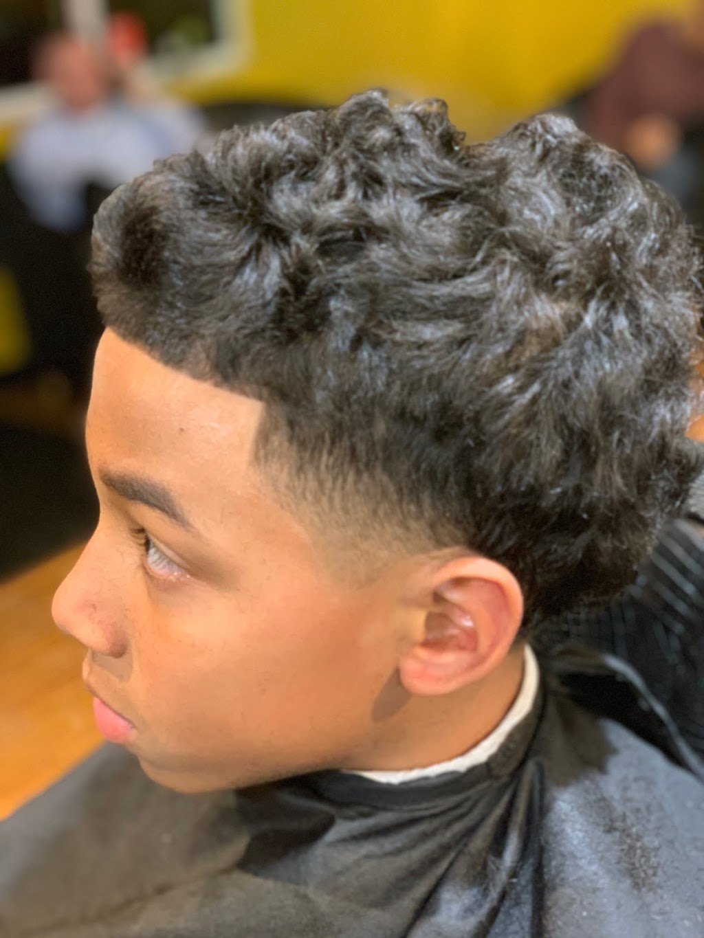 Christophers Barber Studio Too | 5485 Harpers Farm Rd Suite B, Columbia, MD 21044, USA | Phone: (443) 542-2270