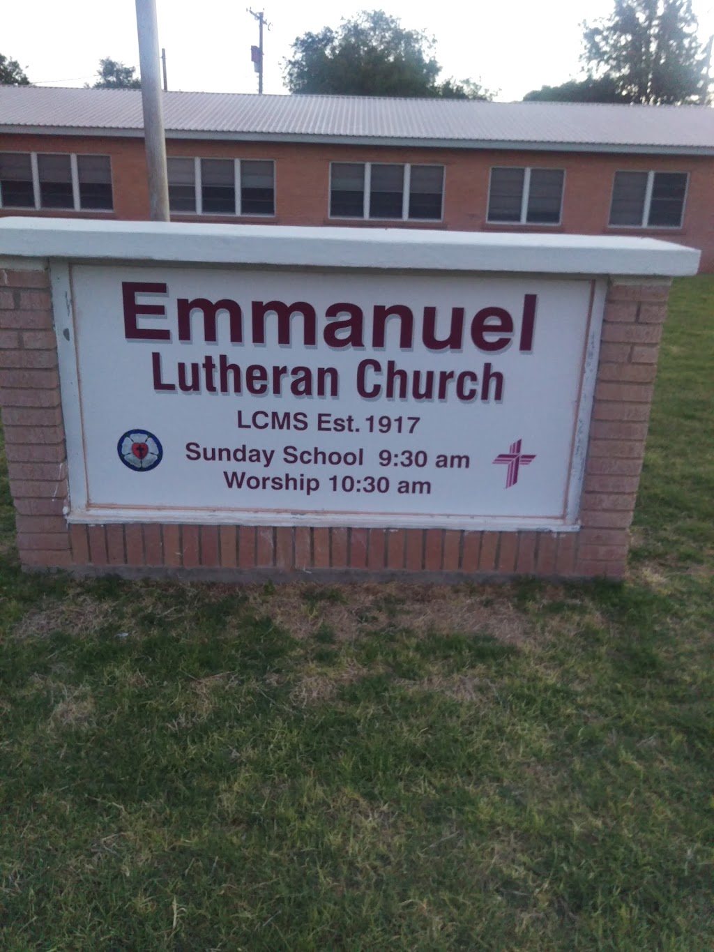 Emmanuel Lutheran Church | 409 W 3rd St, Littlefield, TX 79339, USA | Phone: (806) 385-7435