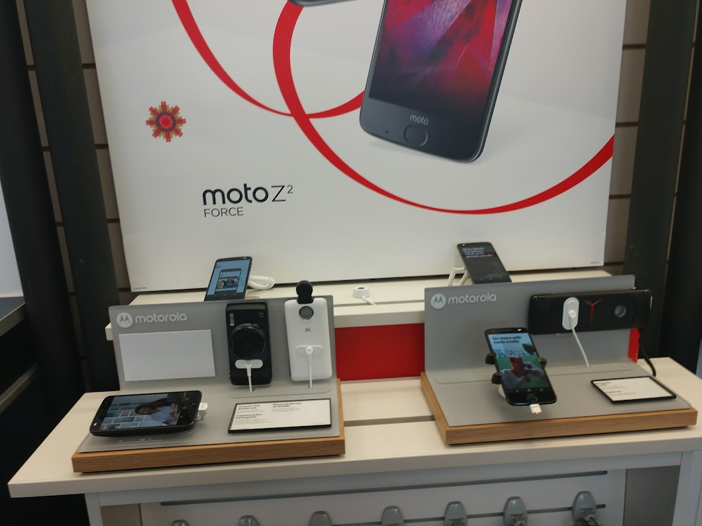 Verizon Authorized Retailer - Victra | 9453 Annapolis Rd, Lanham, MD 20706, USA | Phone: (301) 710-5966