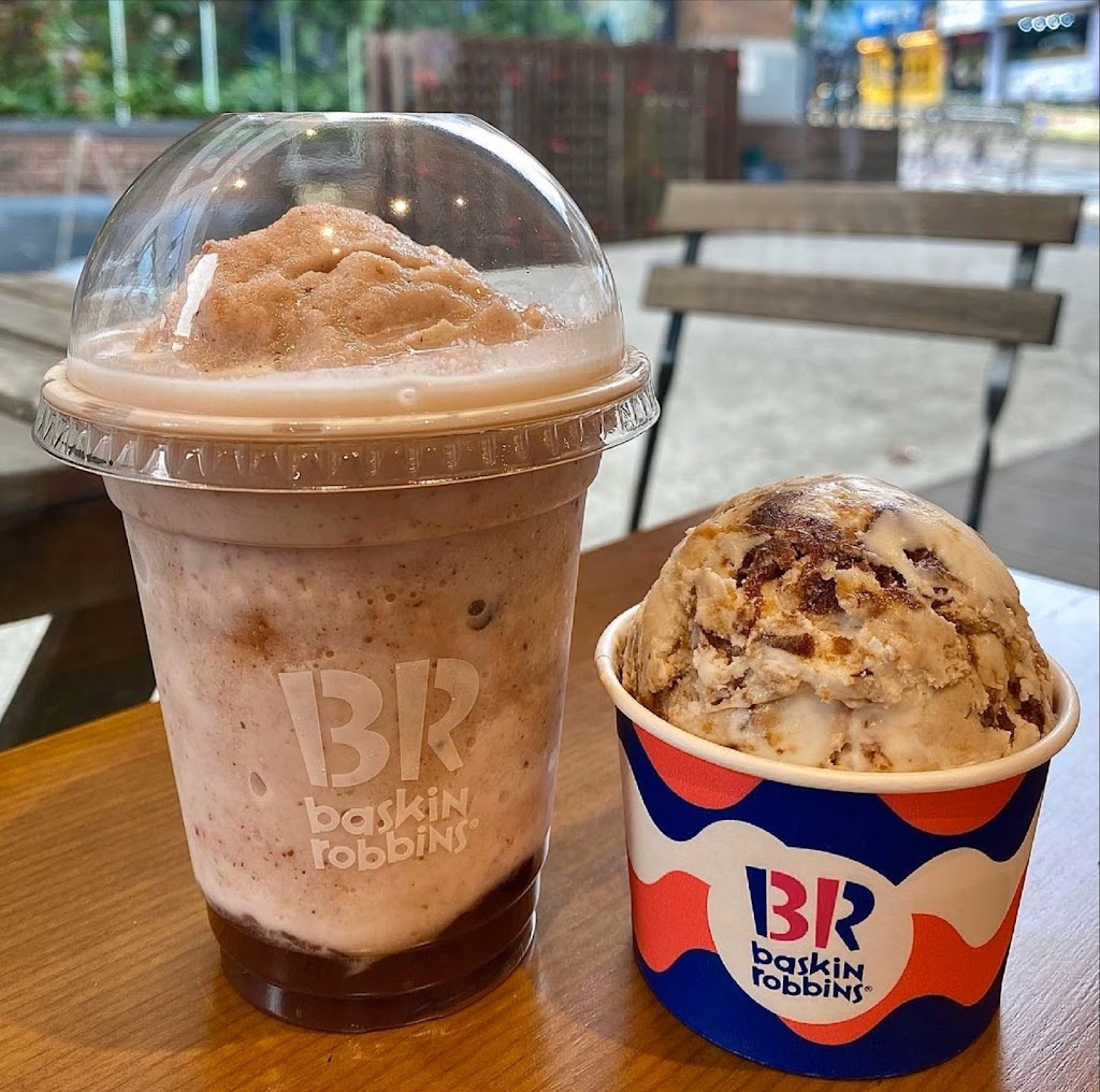 Baskin-Robbins | 9930 Atlantic Ave #4, South Gate, CA 90280, USA | Phone: (323) 521-3246