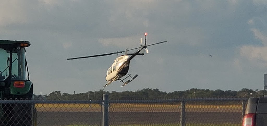 Aransas County Airport | 421 John D Wendell Rd, Rockport, TX 78382, USA | Phone: (361) 790-0141
