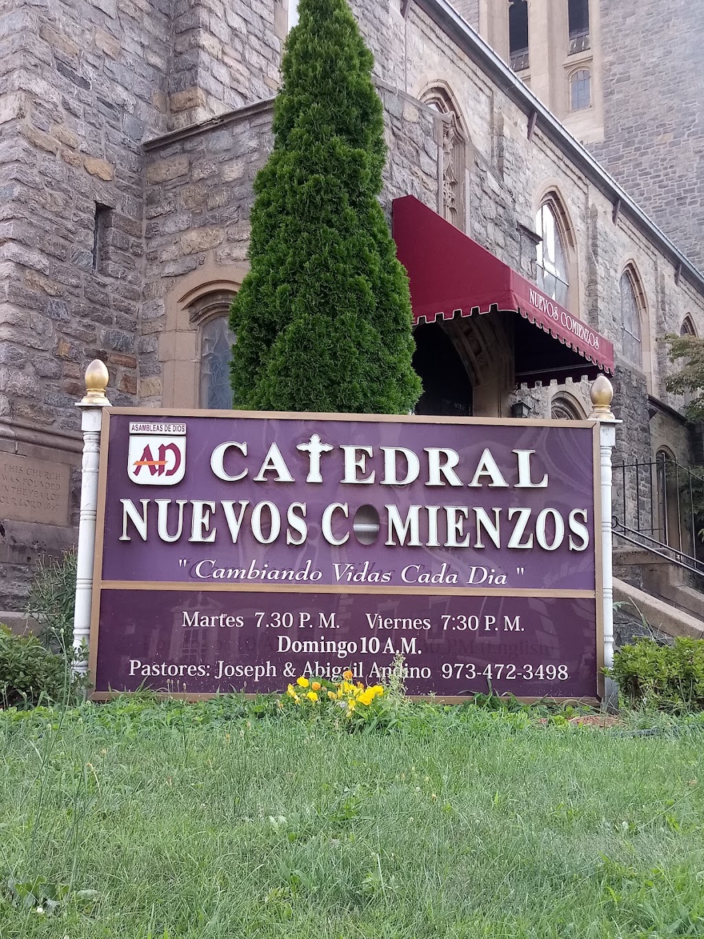 Centro De Adoración Nuevos Comienzos | 15 Grove St, Passaic, NJ 07055 | Phone: (973) 472-3498