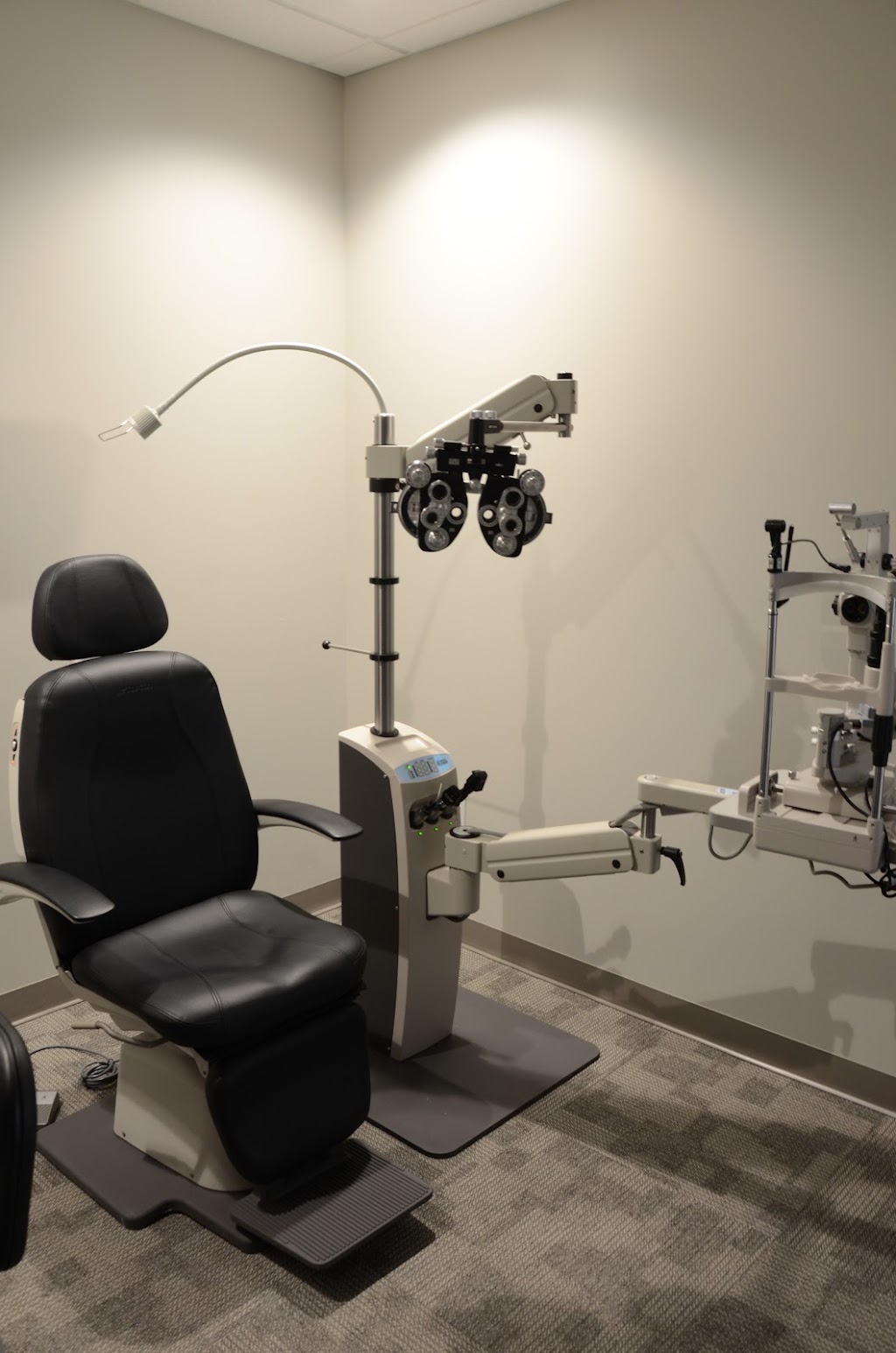 Hussey Eyecare Vision Source | 3441 Technology Dr, Lake St Louis, MO 63367, USA | Phone: (636) 452-0022