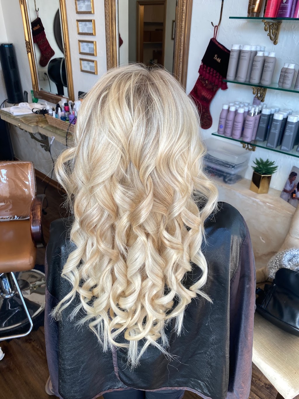 Salty Mermaid Hair | 822 Hermosa Ave, Hermosa Beach, CA 90254, USA | Phone: (310) 880-5751