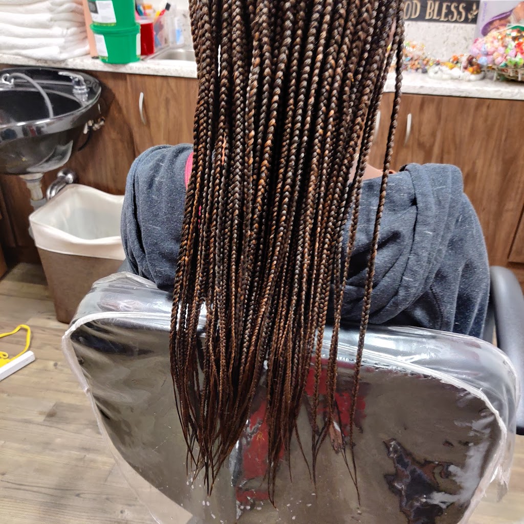 Sarah Adom Braiding Salon | 10370 Festival Ln Ste.126, Manassas, VA 20109, USA | Phone: (703) 936-3026