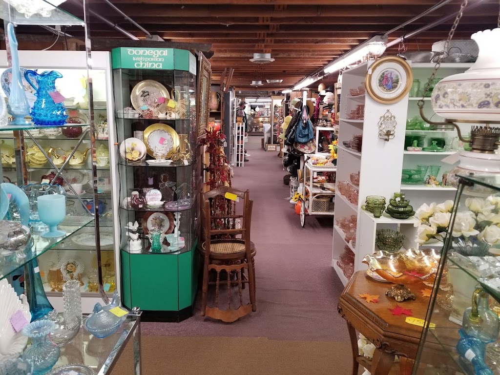 Pottery Place Antiques | 2000 Old W Main St, Red Wing, MN 55066, USA | Phone: (651) 388-7765