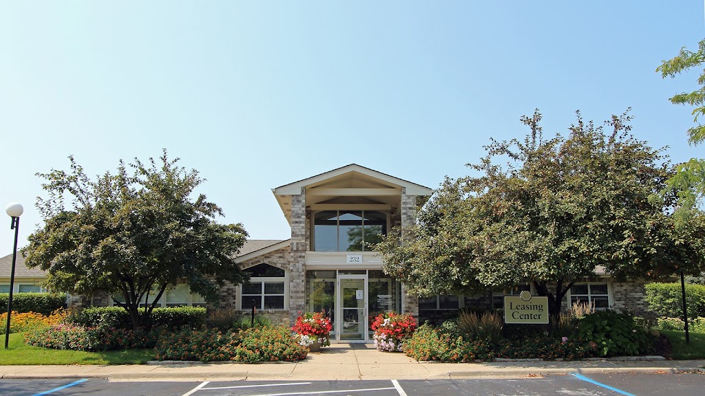 Windsor Estate Apartments | 232 Butterfield Dr, Bloomingdale, IL 60108, USA | Phone: (844) 868-1425