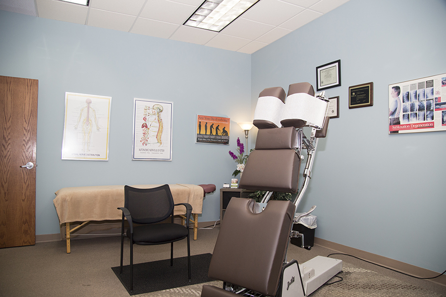 Chiropractic Company of Milwaukee North | 10855 W Park Pl #9, Milwaukee, WI 53224, USA | Phone: (414) 359-0300