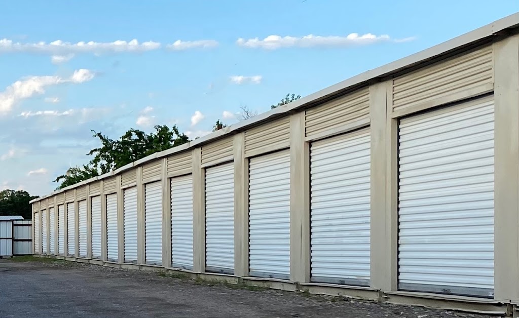 Miles Storage | 2022 E Hwy 199, Springtown, TX 76082, USA | Phone: (682) 288-2839