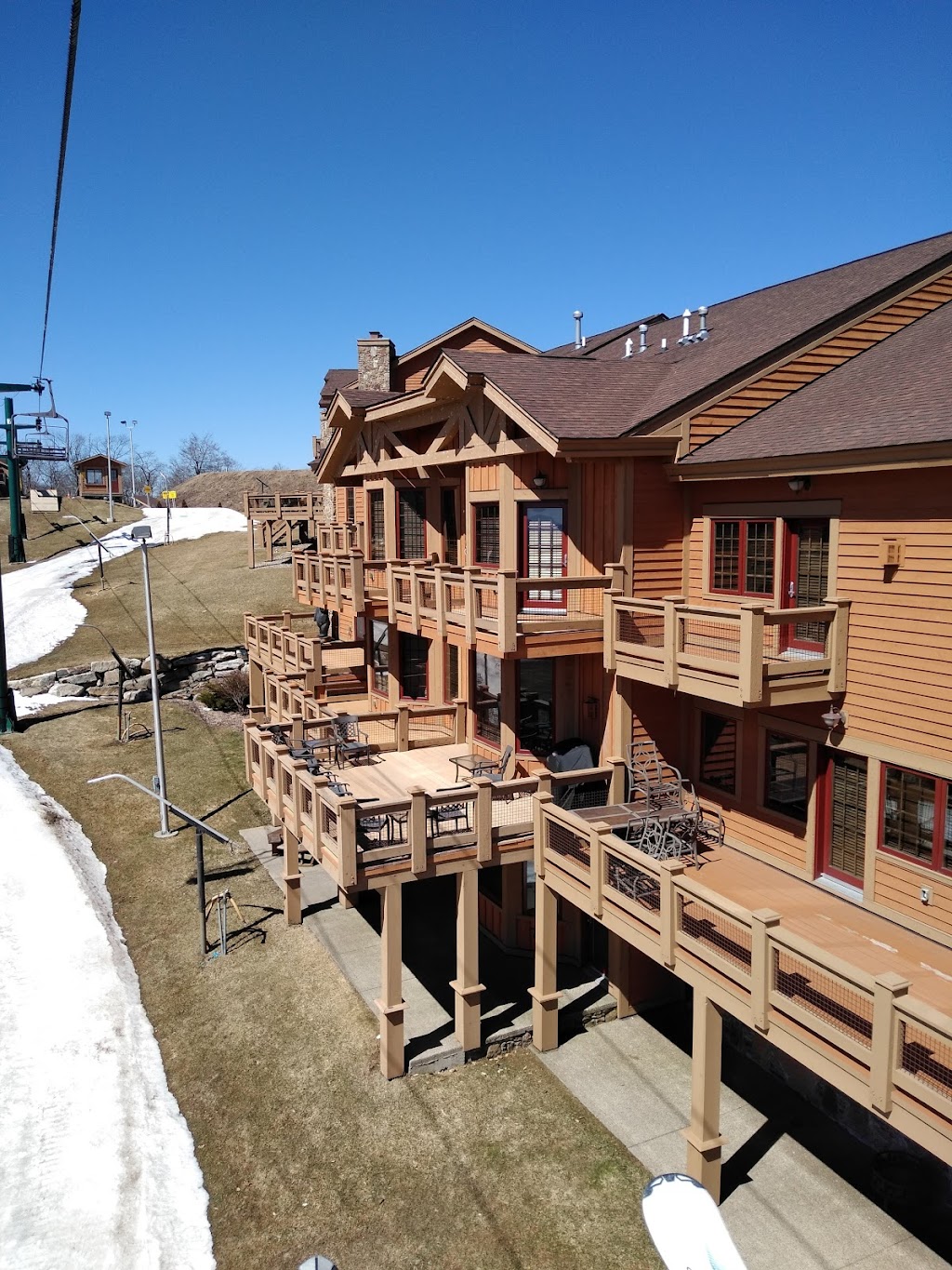 7 Springs Resort | 288 PA-711, Jones Mills, PA 15646, USA | Phone: (814) 352-7777