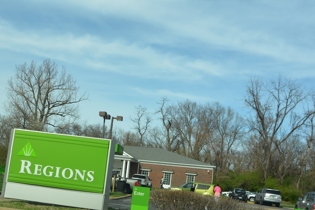 Regions Bank | 11920 New Halls Ferry Road, Florissant, MO 63033, USA | Phone: (314) 598-4940