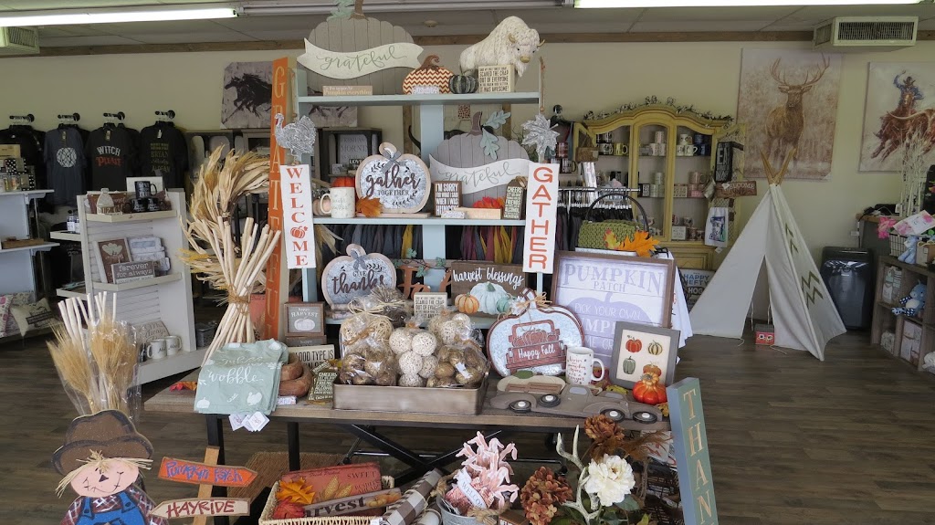 Farmhouse Chic Boutique | 1700 W State Hwy 152, Mustang, OK 73064, USA | Phone: (405) 376-1708