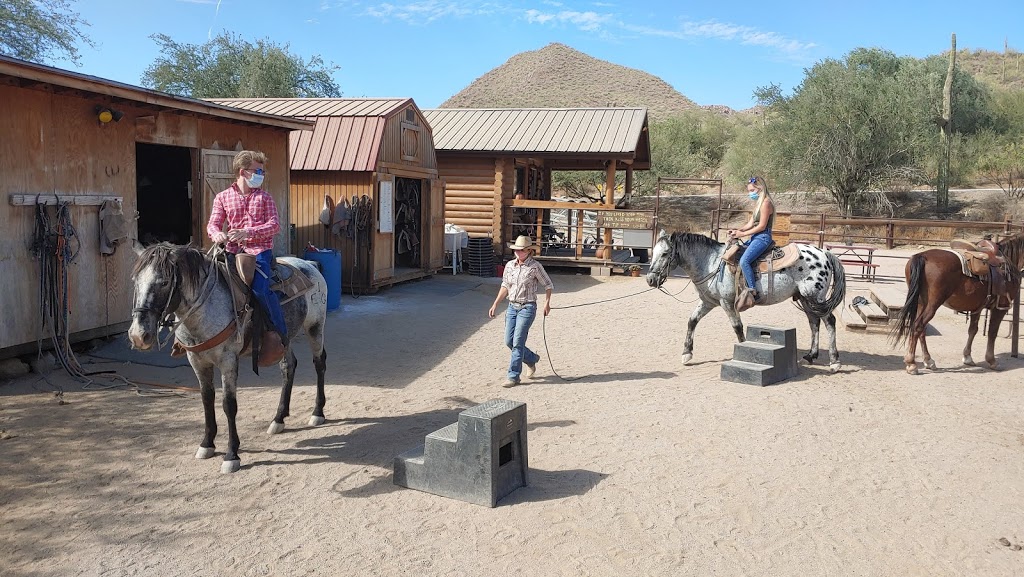 Saguaro Lake Ranch Stables | 13050 N Bush Hwy, Mesa, AZ 85215, USA | Phone: (480) 984-0335