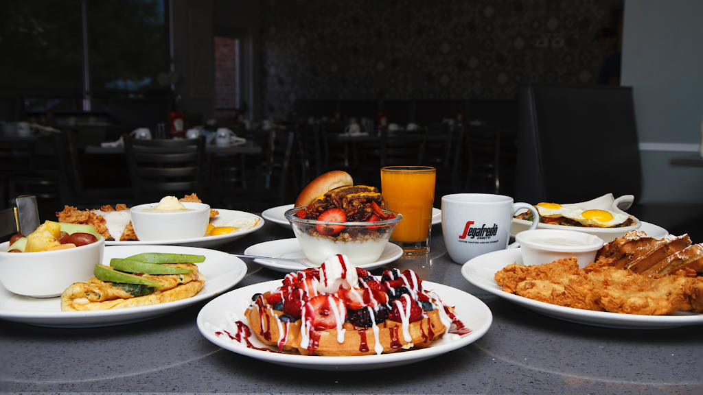 Leos Brunch House | 4070 TX-121 STE 200, Carrollton, TX 75010, USA | Phone: (469) 289-3738