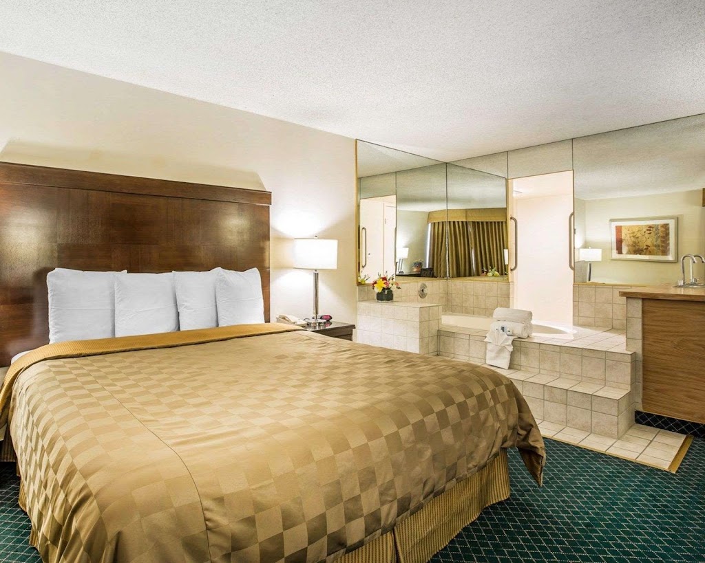 Rodeway Inn & Suites | 3400 Chester Ln, Bakersfield, CA 93309, USA | Phone: (661) 328-1100